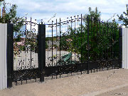 Распашные кованые ворота открытого типа. Вологодская область, Усть-Кубинский р-н